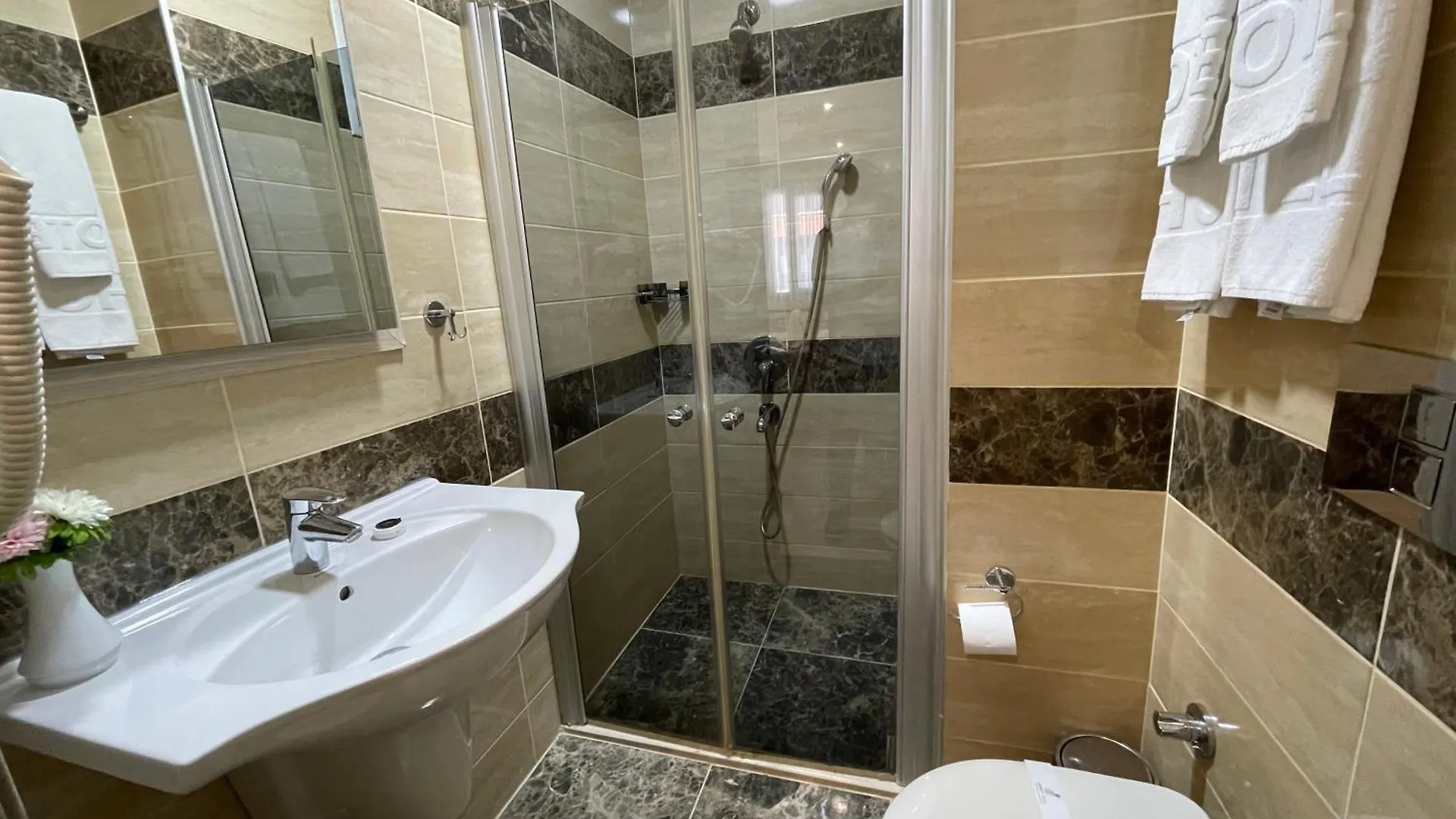 Gul Hotel Istanbul